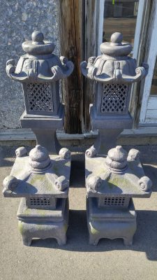 4 Pagoda Lanterns, 2 small and 2 large